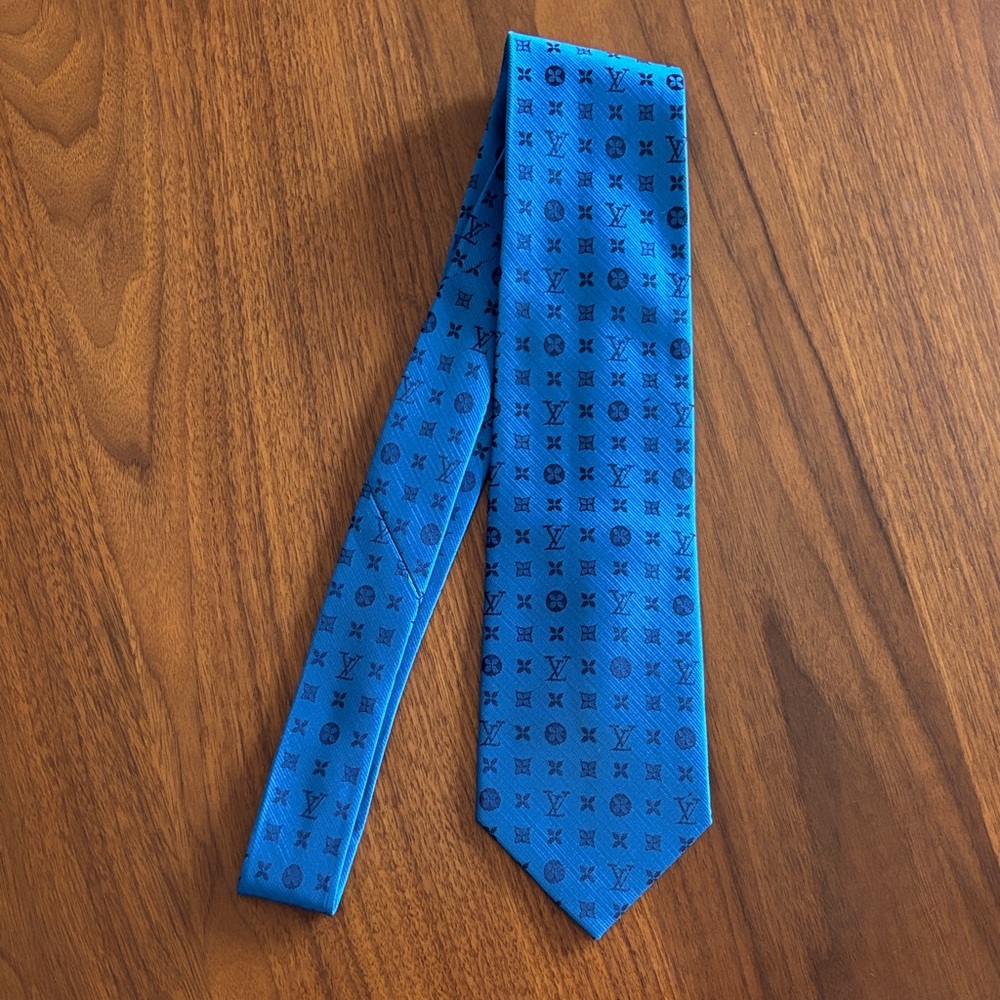 Louis Vuitton Blue Monogram Tie
